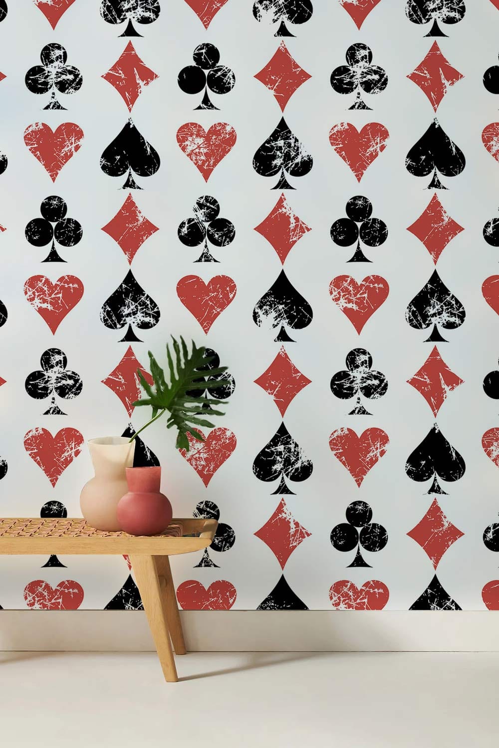 wallpaper with a vintage design in the bathroom
