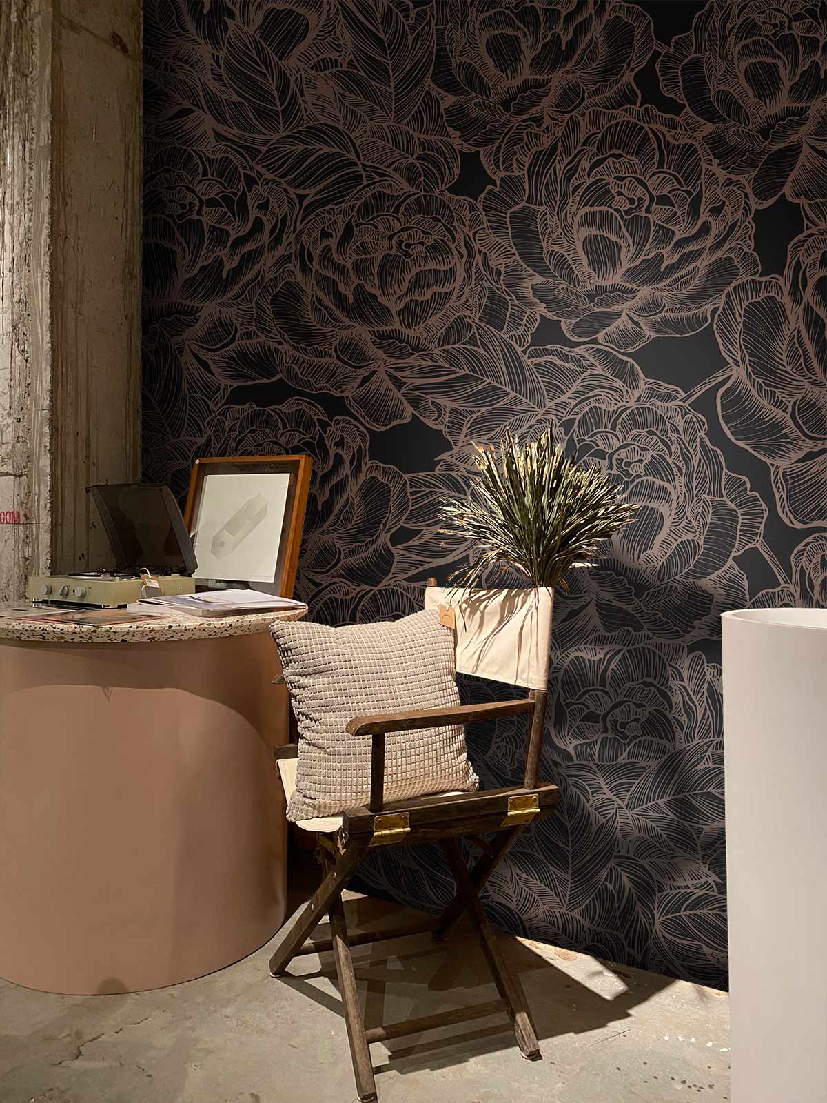 Elegant Black Floral Botanical Mural Wallpaper