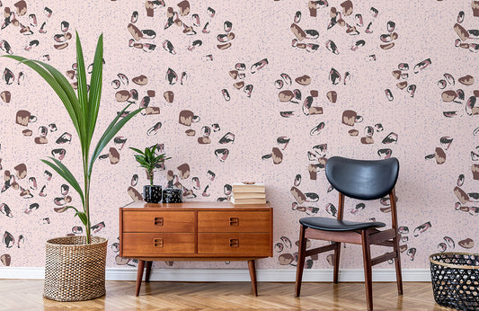 Mural room wallpaper featuring a fragmented marble pattern