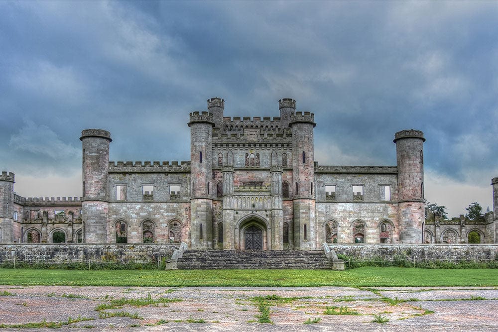 Majestätische Schlossstein Wandtapete