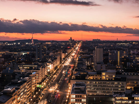 shining traffic in berlin wall mural art