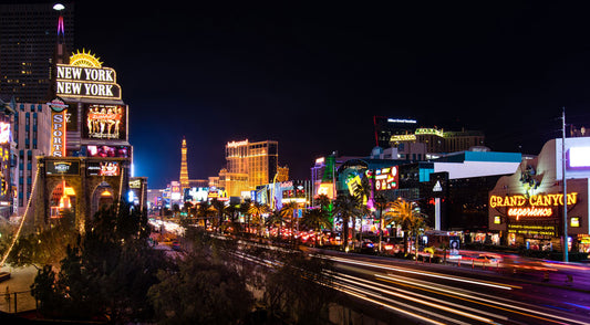 Las vegas traffice road in night wallpaper decoration art