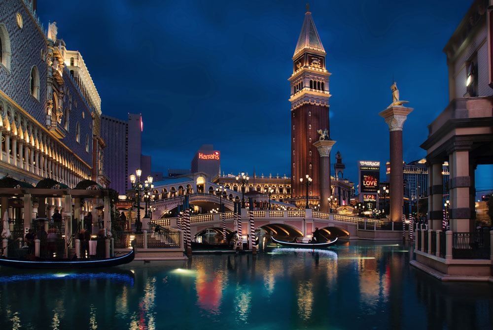 Venetian Scenic Waterway Mural Wallpaper