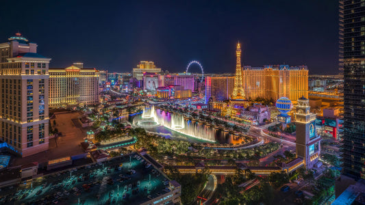 Las Vegas fountain ferris wheel wallpaper decoration