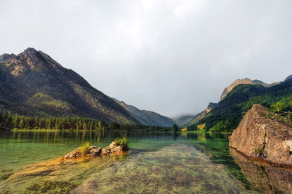 Wallpaper mural with Mountains and a Lake, Suitable for Home Decoration