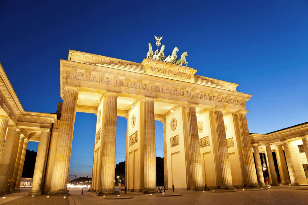 Berlin landmark: Brandenburg Gate wallpaper decoration
