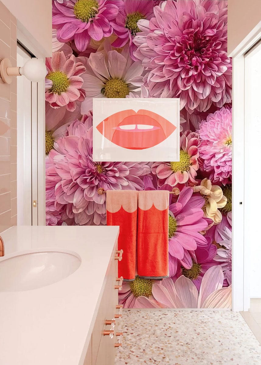 Easily transportable Pink Daisy Mural Wallpaper for the Lavatory