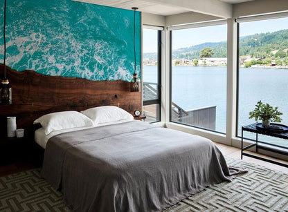Wallpaper mural featuring a crystal clear sea scene for use in decorating bedrooms