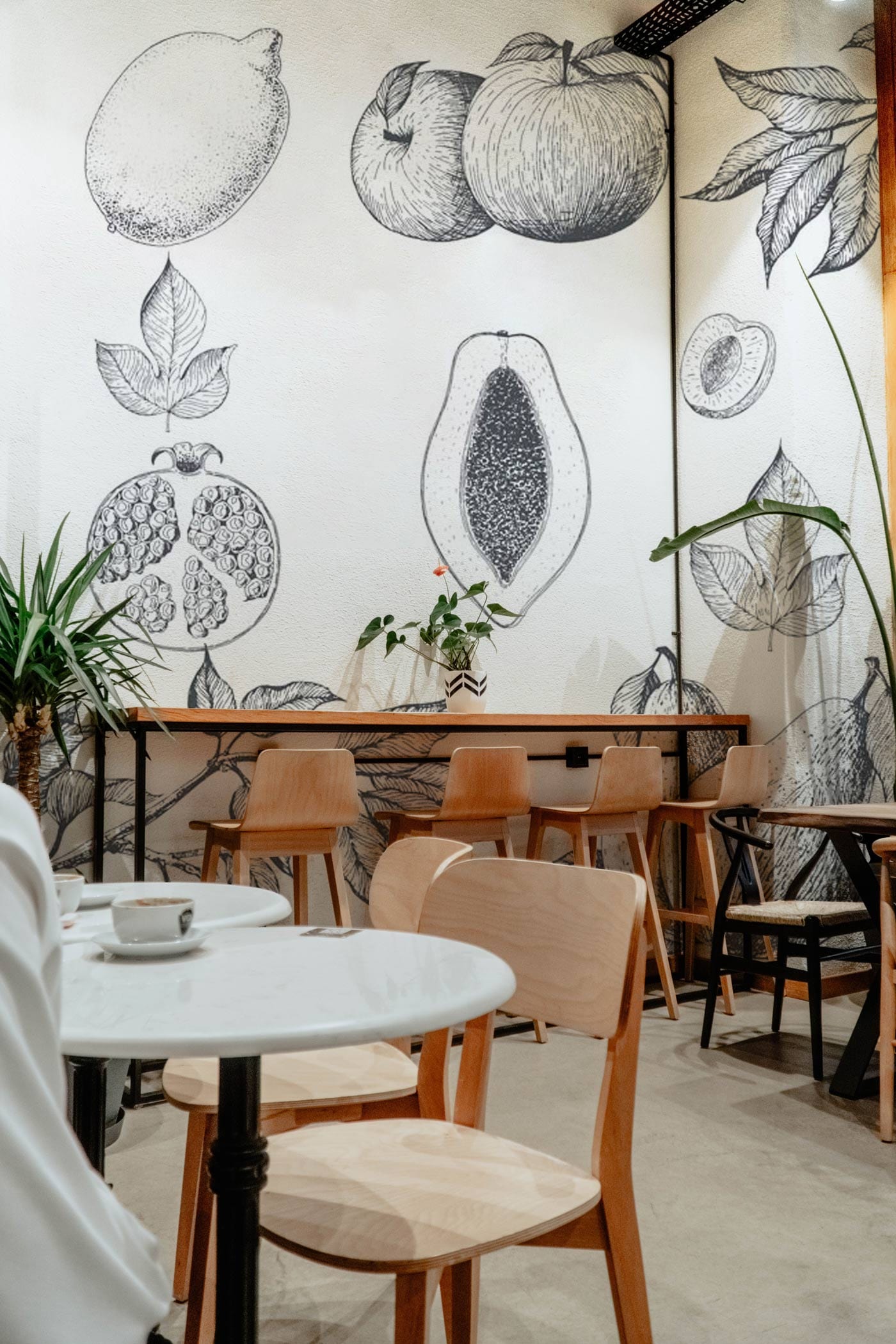 Decorate your restaurant with this fruit wallpaper mural