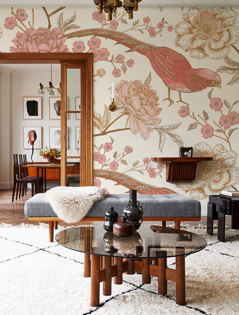 Animal wallpaper with a floral blossom and a bird's eye view