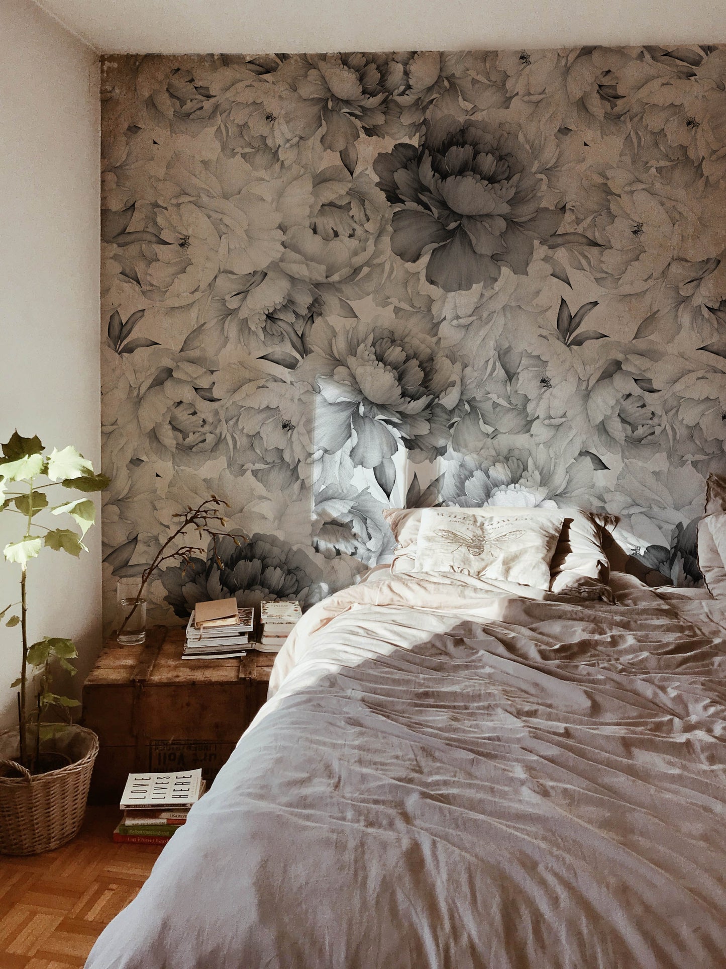 Wall Murals for Bedrooms in Black and White with Simple Flowers