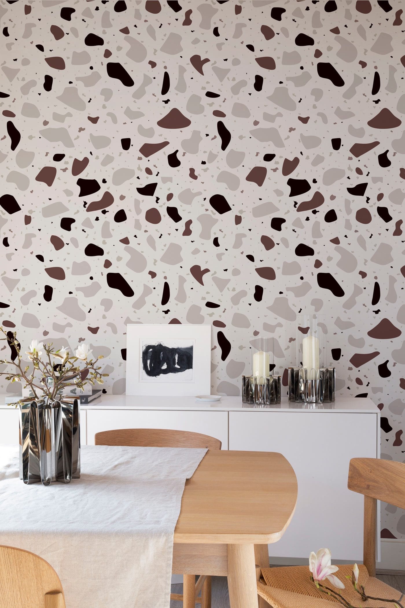 Wallpaper with a Terrazzo Pattern for the Dining Room